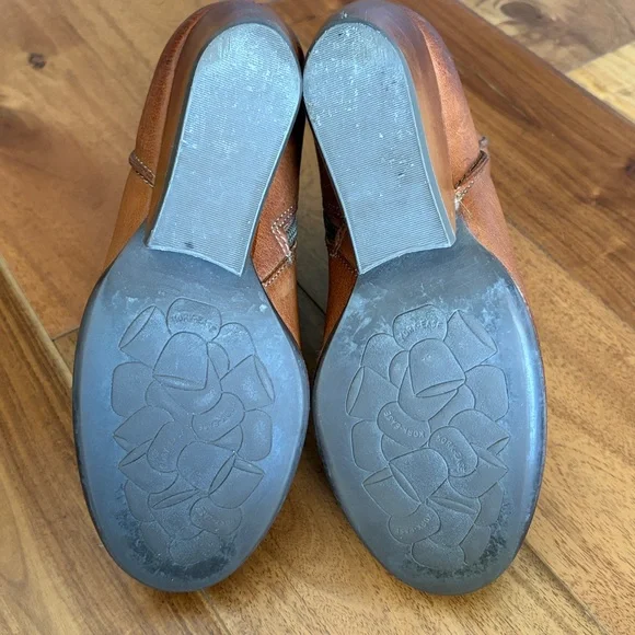 Kork-Ease Natalya wedge heel bootie - Picture 8 of 8